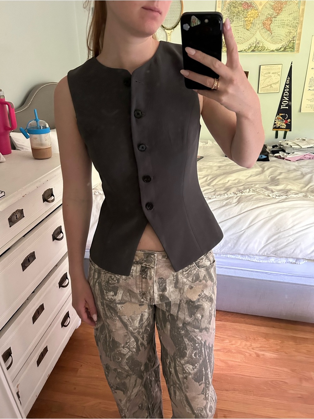 Aritzia Regal Vest - Crepette™